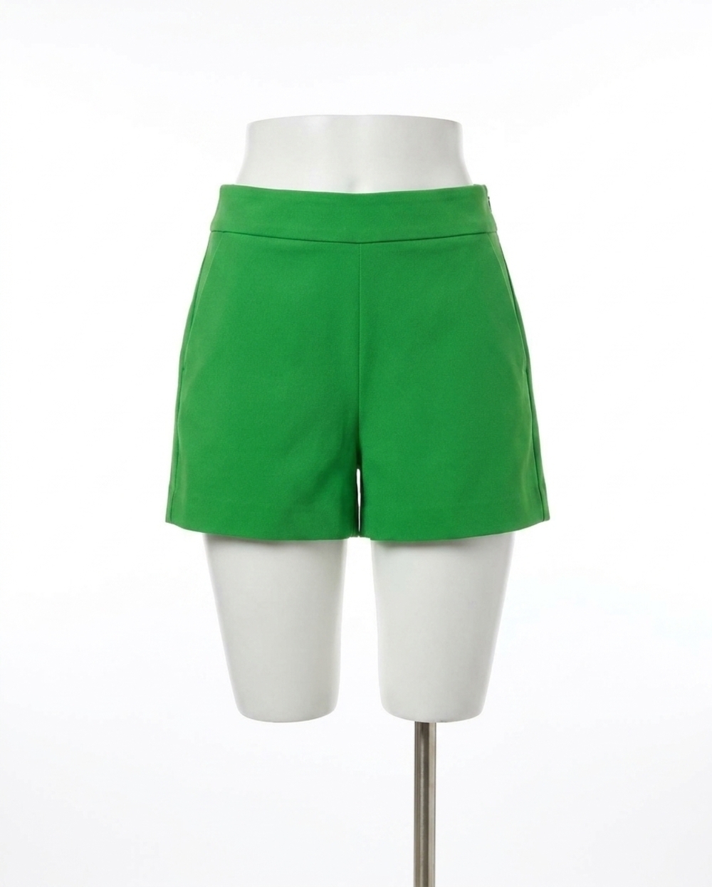 NEW LILLY PULITZER sarissa stretch short in terrace green